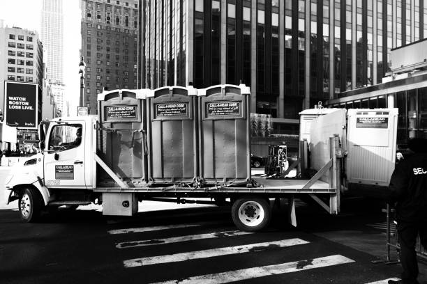 Best Portable restroom trailer rental  in Kahaluu, HI